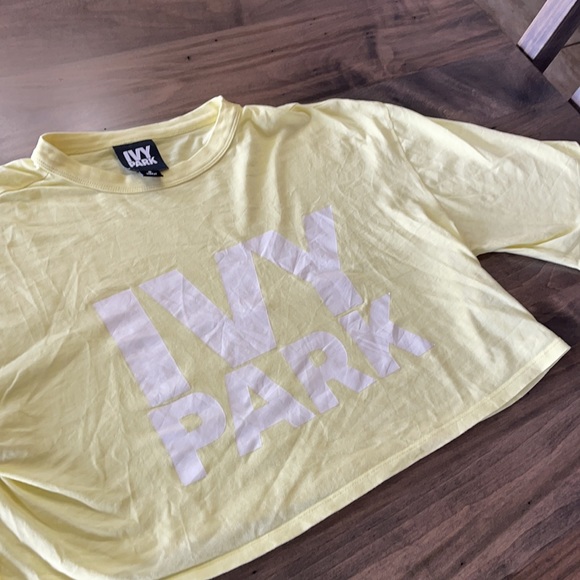Ivy park cropped tshirt - Picture 3 of 5